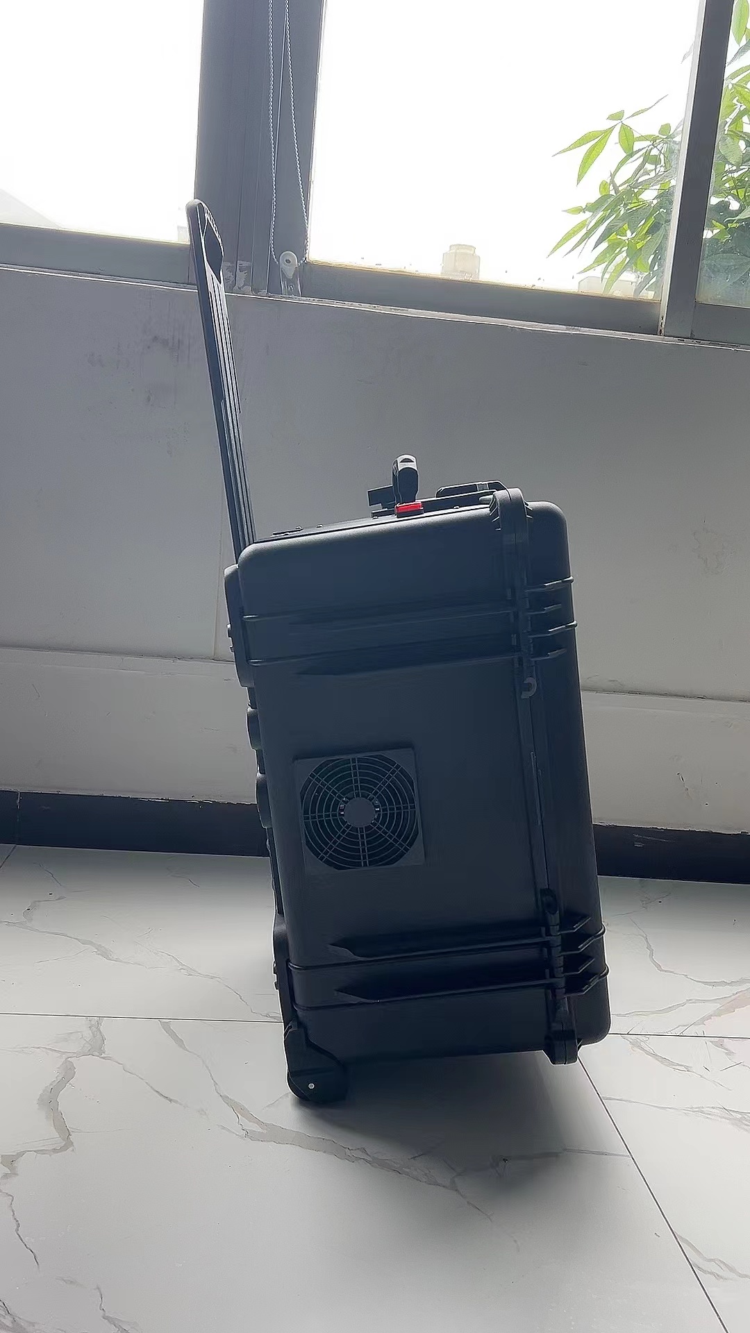 贵港手拉箱型移动通信干扰器